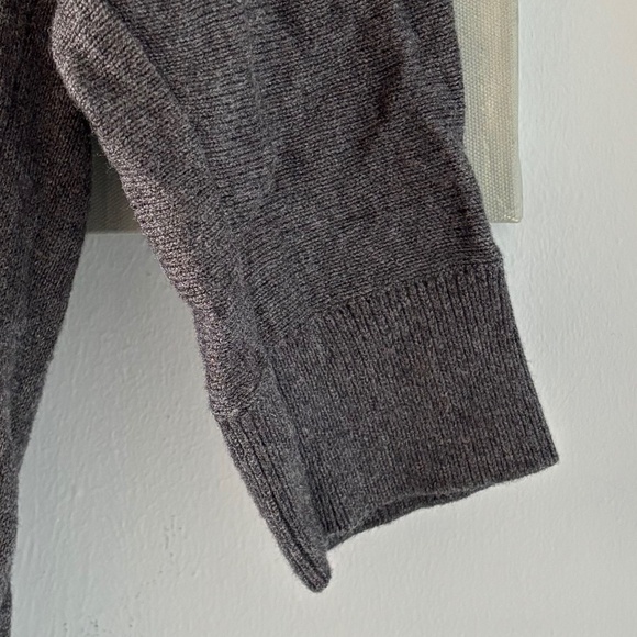 Guess Lace Sweater (NWOT) - Picture 5 of 12